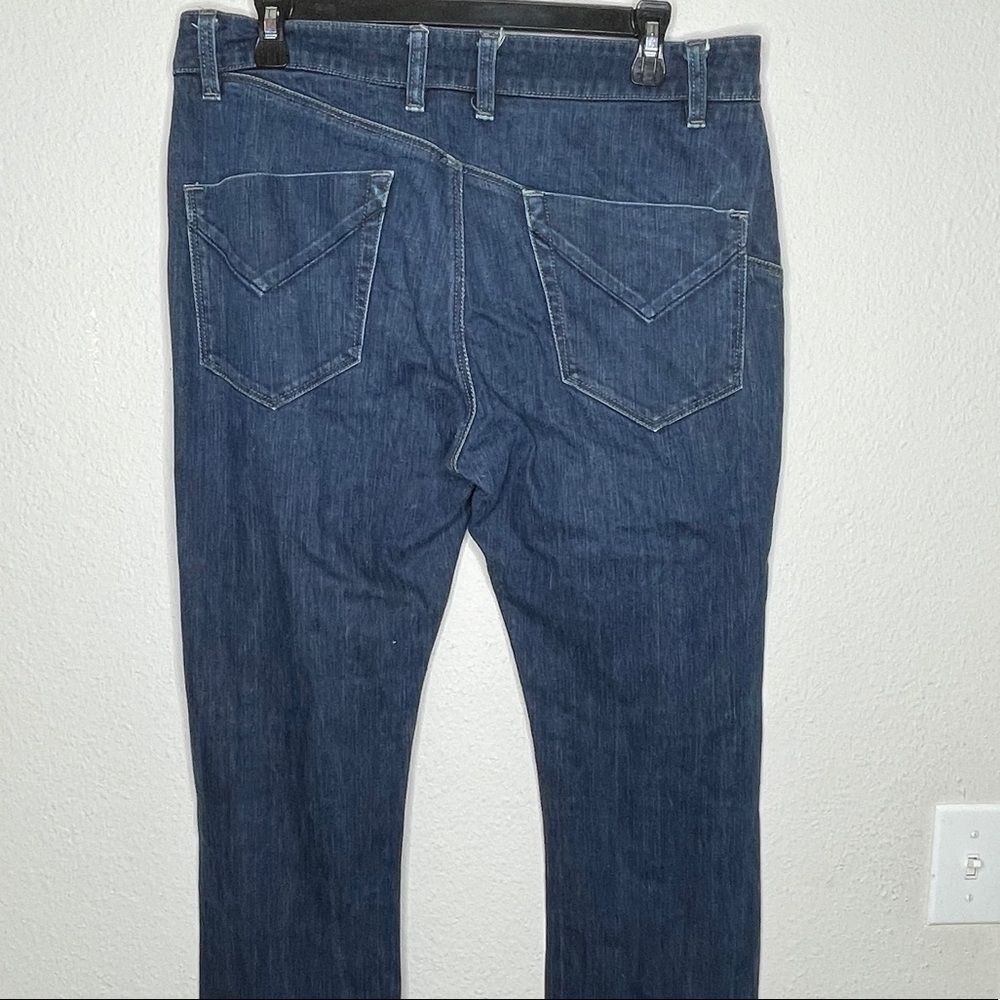 Volcom Jeans - Picture 2 of 8